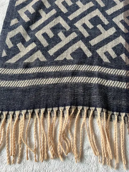 Woge Prime Producer Bufanda única respetuosa con el medio ambiente de alta calidad Accesorios de vestido de invierno con sensación de cachemira